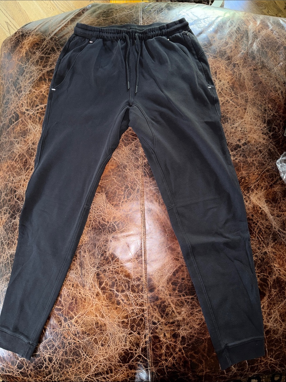 Old Navy Dynamic Fleece Men’s Black Drawstring Jogger Pants
